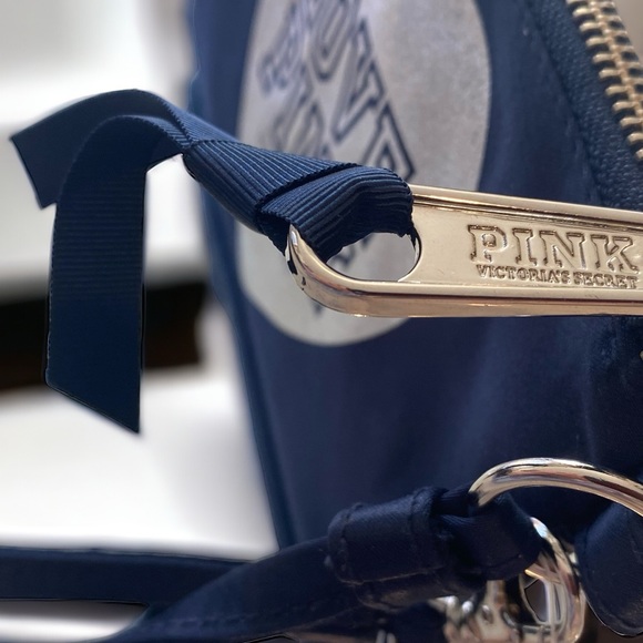 🍀“Victoria Secret” Nwt Love Pink Wristlet - Picture 3 of 5